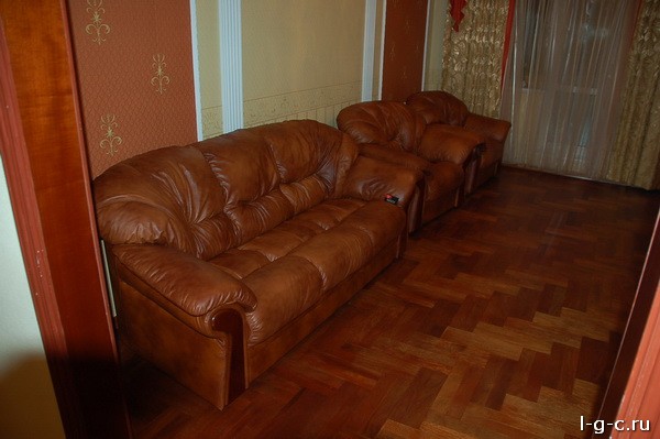 Казанский 1-й просек - перетяжка, кресел, диванов, материал натуральная кожа