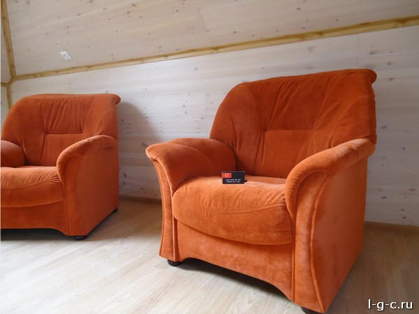 Грекова улица - обшивка диванов, стульев, материал бархат