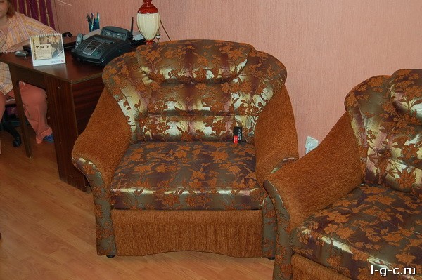 Краснознаменск - реставрация, мягкой мебели, диванов, материал бархат