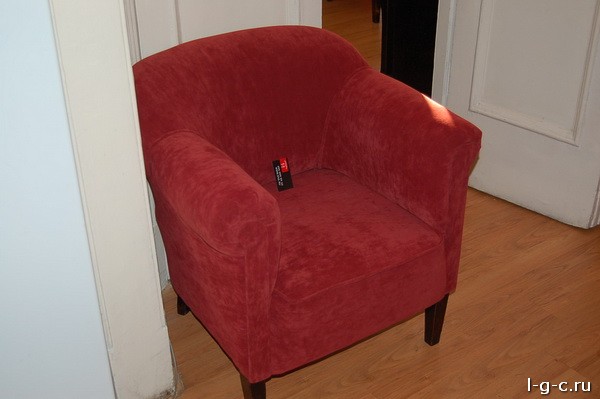 Берсеневская набережная - обивка диванов, стульев, материал рококо