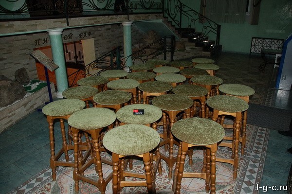 Севастопольский проспект - ремонт мягкой мебели, стульев, материал нубук