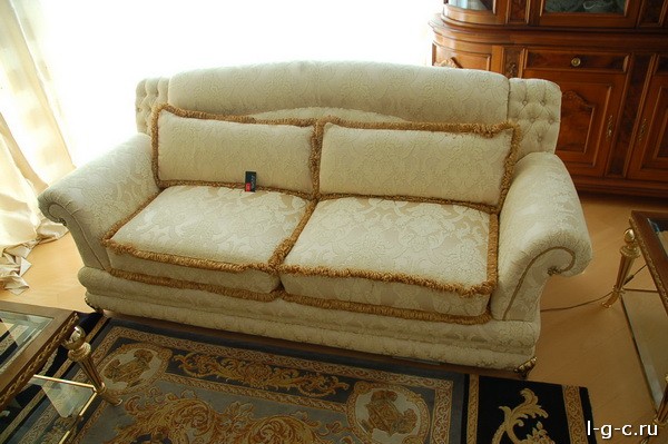 Анненский проезд - обшивка диванов, мебели, материал букле