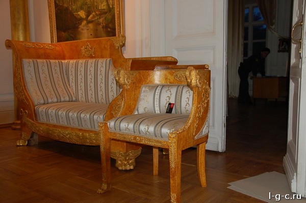 Воровского площадь - ремонт диванов, стульев, материал антивандальные ткани