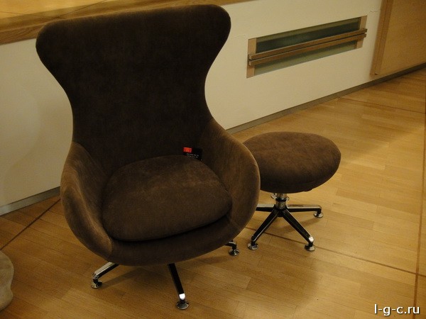 Нахимовский проспект - обшивка стульев, мебели, материал букле