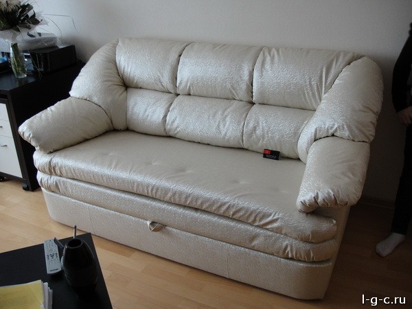 Коломенская - обтяжка диванов, мягкой мебели, материал букле